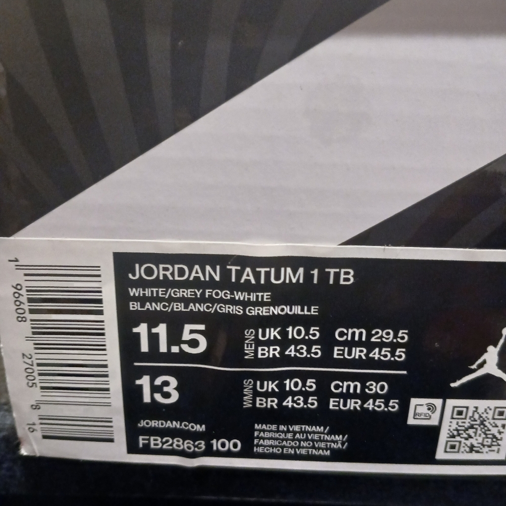 Jordan Men's White Low-Top Athletic Sneakers - Picture 9 of 10